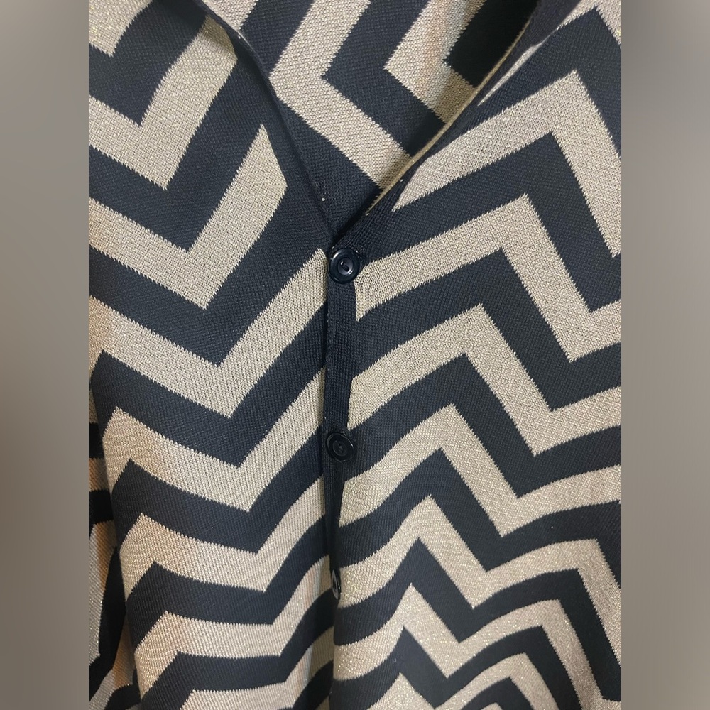 Chevron pattern black & gold Shawl